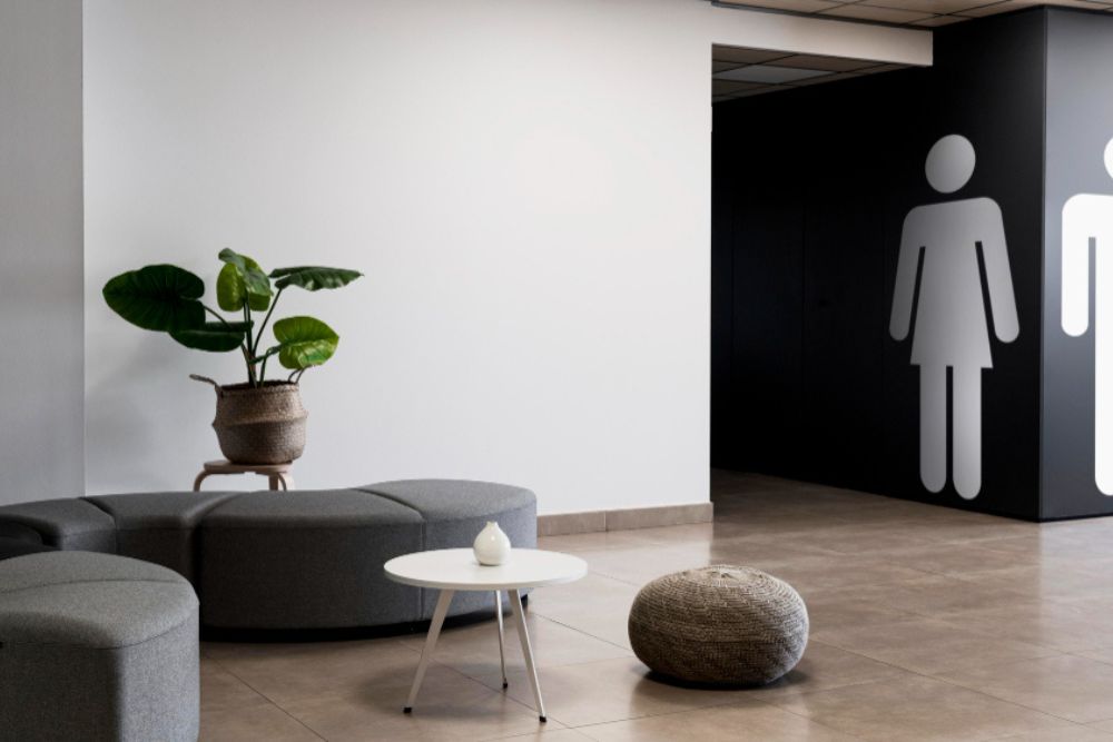 Minimal waiting area